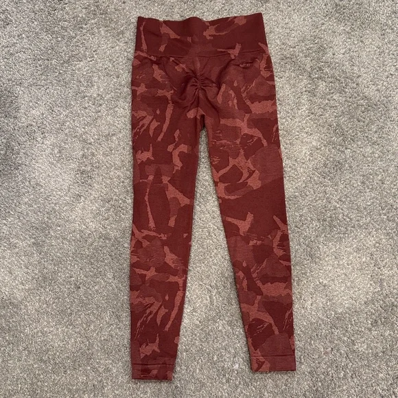 Gymshark | Maroon Camo High-Waist Leggings - Picture 5 of 6